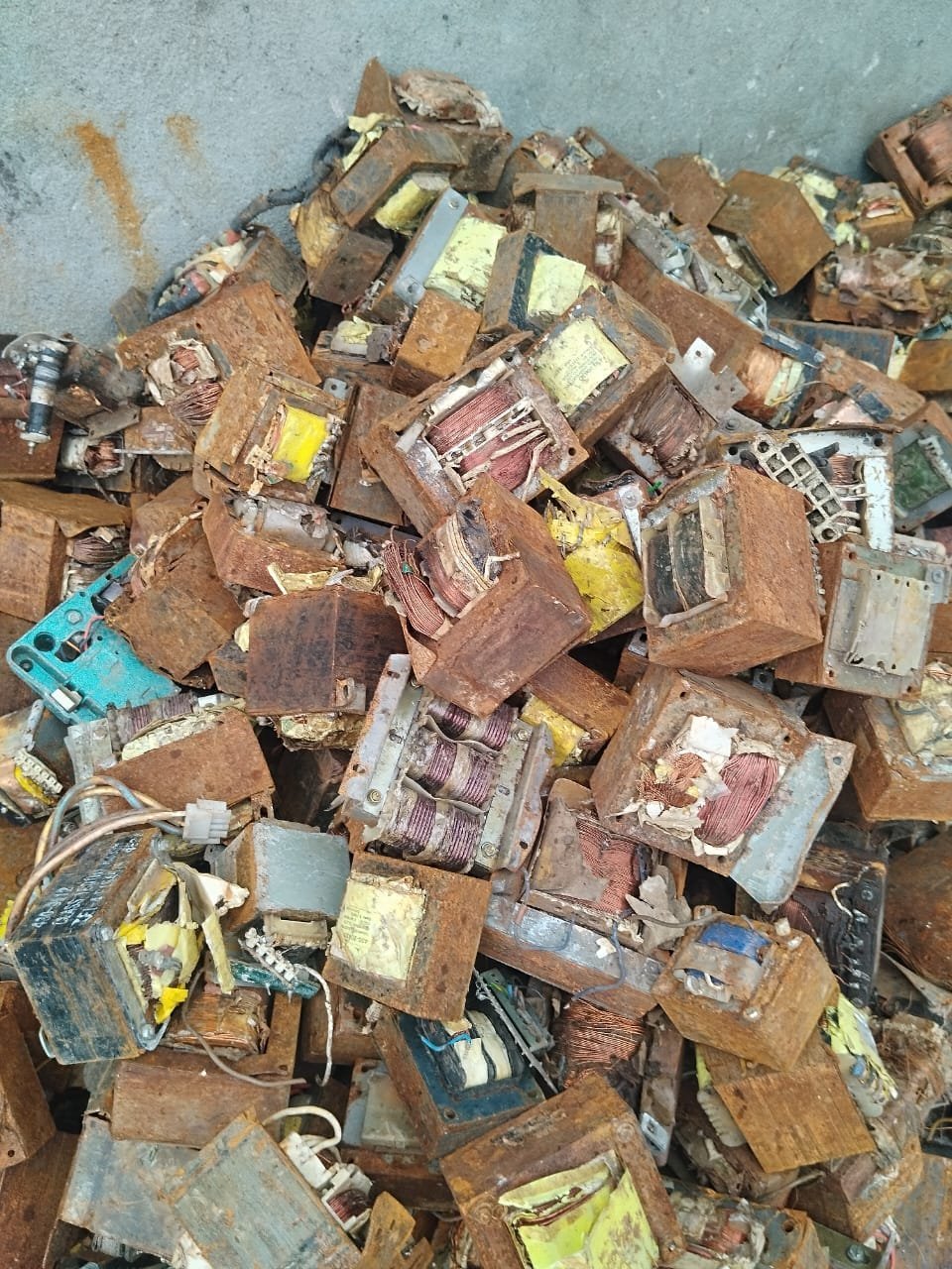 Small Transformer Scrap
